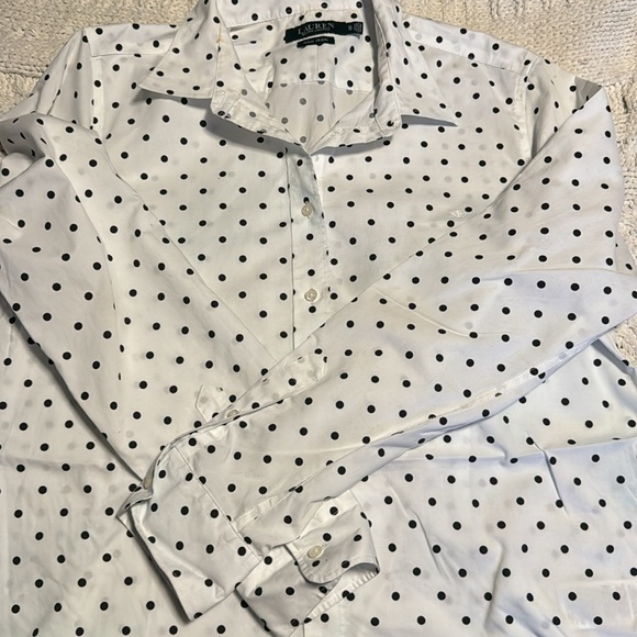 Poke a dot blouse - Picture 3 of 3